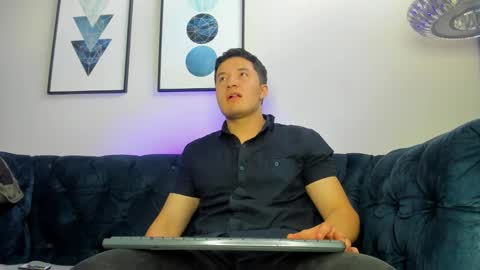 MichaelConnor  online show from February 5, 2:59 pm