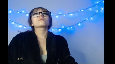 Michell online show from March 27, 3:34 am