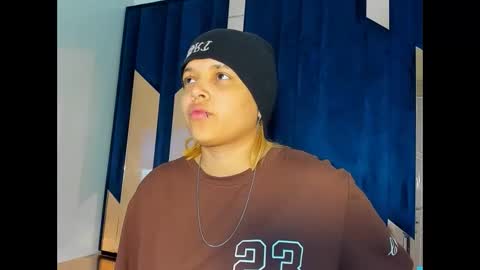 michell_rs online show from November 4, 6:37 am