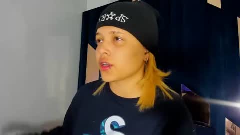 michell_rs online show from September 20, 4:37 am