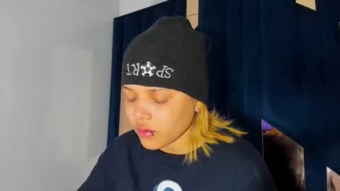 michell_rs online show from September 21, 4:49 am