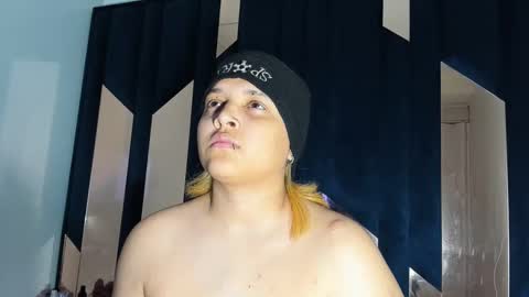 michell_rs online show from October 12, 6:17 am