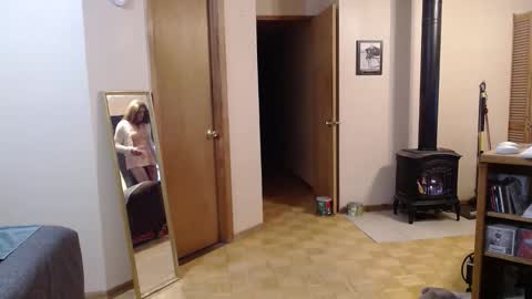 Michelle online show from April 27, 10:57 am