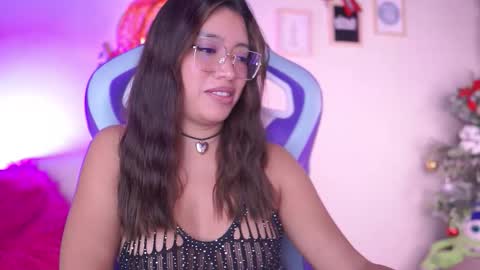 michelle chang online show from December 3, 10:54 pm