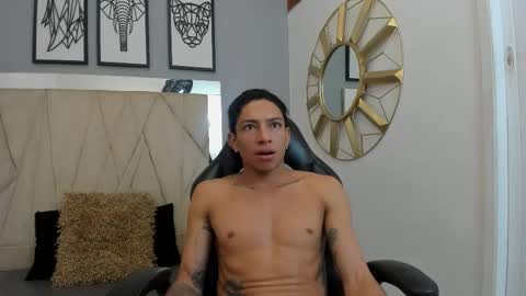 mickey online show from September 22, 7:29 pm