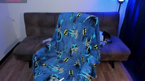 Blue online show from February 5, 3:23 am