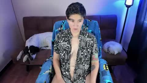 Blue online show from October 14, 3:37 pm