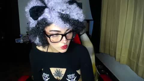 Pola  INDEPENDENT MODEL online show from October 9, 10:37 pm