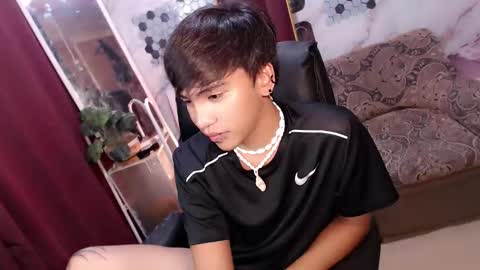 Kitty online show from November 19, 8:40 pm