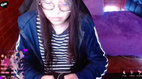 Midori 7u7 online show from March 24, 3:40 pm