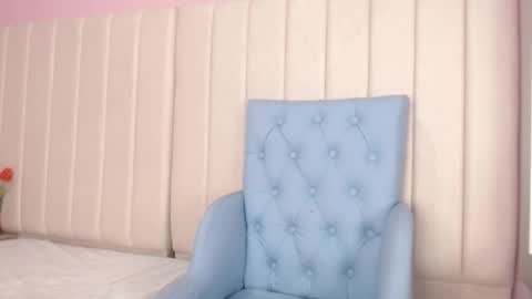 miel online show from October 18, 1:48 pm