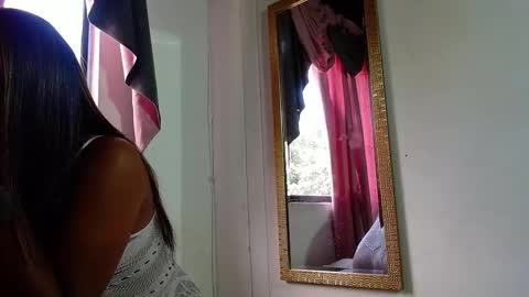 mielsquirt online show from October 21, 4:21 pm