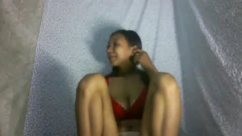 Snapshot of mierialiah chatting on December 17, 2:22 pm mierialiah online show from December 17, 2:22 pm