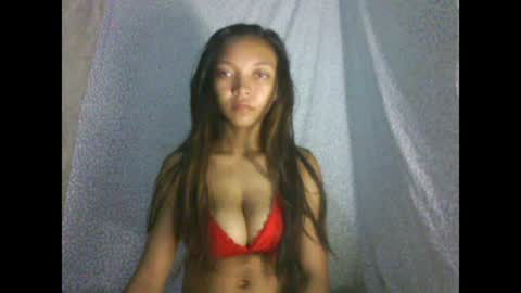 Snapshot of mierialiah chatting on January 22, 6:52 pm mierialiah online show from January 22, 6:52 pm