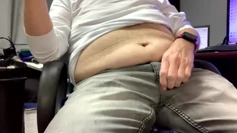 miggie001 online show from January 16, 1:31 pm