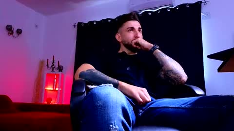 MightyAaron online show from September 27, 6:33 am