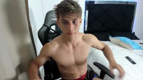 Miguel Hernandez online show from February 25, 10:57 pm