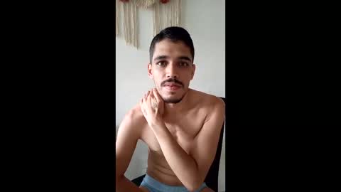 Miguel Eduardo online show from March 21, 2:00 pm