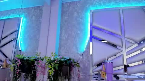 MIA 3 online show from March 9, 9:14 pm