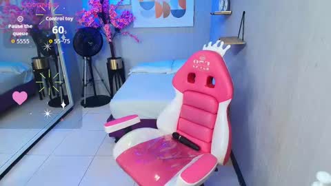 Miia online show from October 15, 7:37 pm