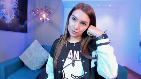 Miia 3 online show from February 2, 12:01 pm