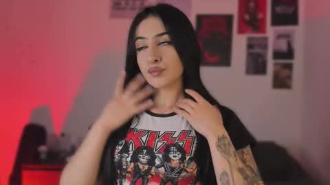  miiaa stone  online show from November 18, 2:53 pm