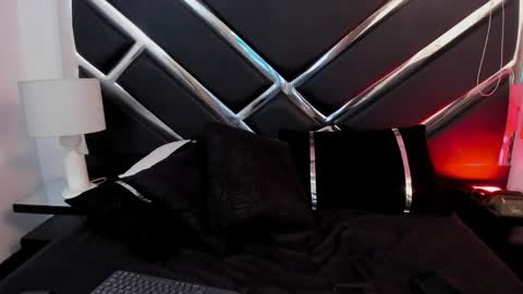 miikeothon online show from April 11, 7:45 am