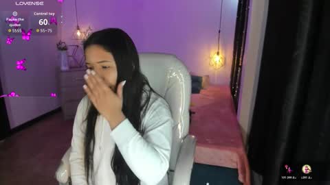 miiss_greyy online show from November 1, 12:04 pm