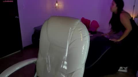 Snapshot of miiss_greyy chatting on September 9, 11:54 am miiss_greyy online show from September 9, 11:54 am