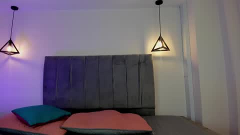 Snapshot of miiss_greyy chatting on March 2, 7:02 pm miiss_greyy online show from March 2, 7:02 pm