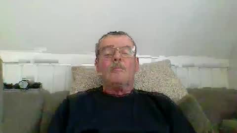 mikael42 online show from April 17, 9:22 am