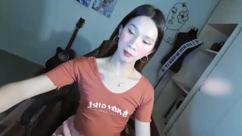 Snapshot of mikaellasander chatting on March 1, 1:29 pm ELLA online show from March 1, 1:29 pm