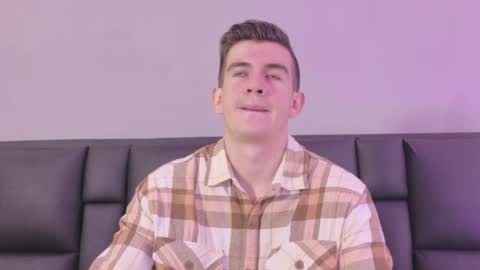 mikael online show from April 4, 3:19 pm