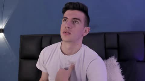 mikael online show from September 25, 5:25 am