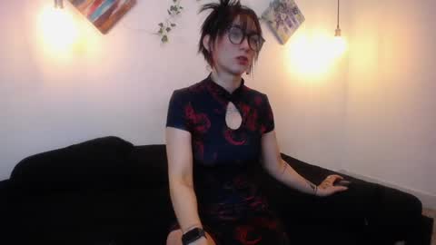 mikaza online show from May 26, 2:01 pm