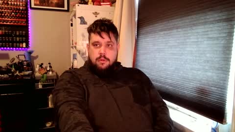 Mike online show from December 6, 7:39 pm