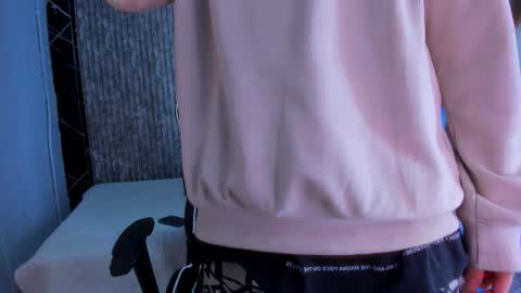 Mike 0233 online show from October 8, 5:13 am