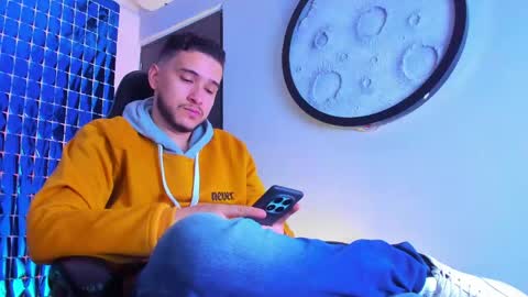 Mike  online show from February 28, 12:09 pm