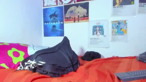 mike__thomson_ online show from January 28, 4:08 am