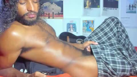mike__thomson_ online show from January 24, 6:24 am