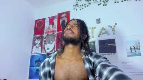 mike__thomson_ online show from January 10, 1:32 am