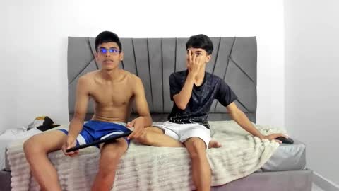 mike and adri online show from September 26, 8:39 pm