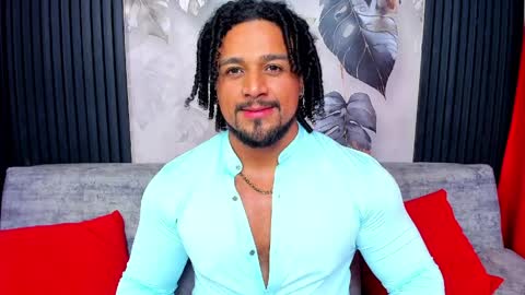   online show from March 29, 11:39 pm