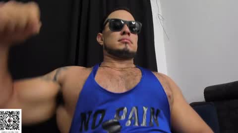 mikeblake_ online show from April 30, 4:39 am