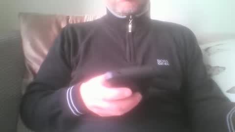 mikehockishuge9 online show from April 14, 4:10 pm