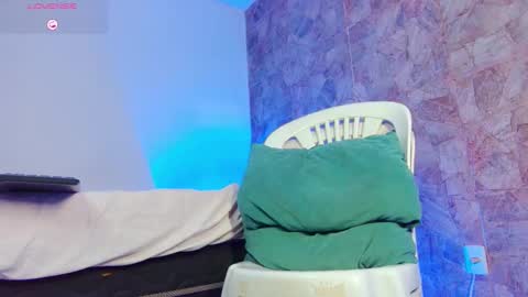         Mike Jay online show from October 11, 4:28 am