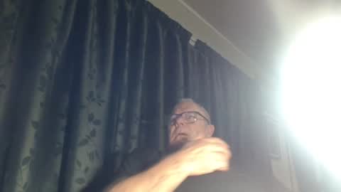 miketrike137 online show from March 4, 12:02 pm