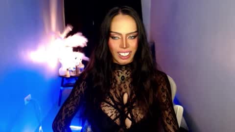 Mistress MikeyAlawi online show from March 11, 11:57 am