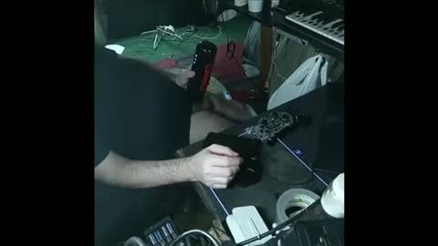 Mikey online show from December 10, 6:33 am