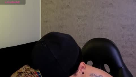 MIKKE online show from February 26, 2:09 pm